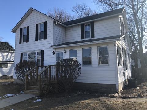 303 S 3rd Ave, Forreston, IL 61030 photo 1