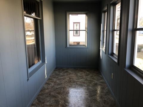 303 S 3rd Ave, Forreston, IL 61030 photo 3
