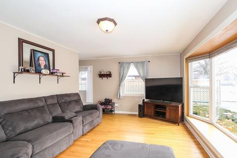 3606 Holly Ln, Rolling Meadows, IL 60008 photo 3