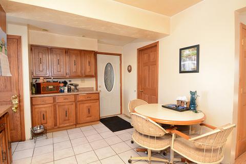 217 N Emerald Dr, Mchenry, IL 60051 photo 9