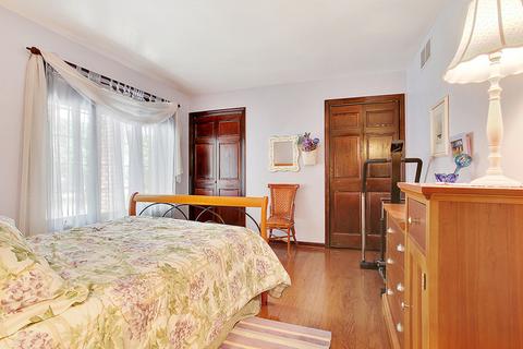 1058 E Gartner Rd, Naperville, IL 60540 photo 12