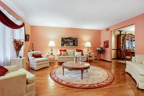 1058 E Gartner Rd, Naperville, IL 60540 photo 3