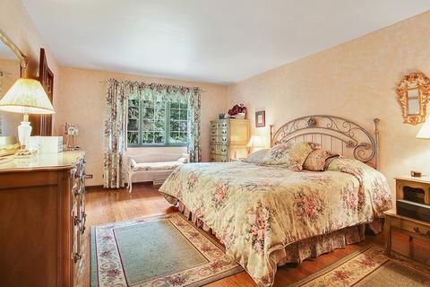 1058 E Gartner Rd, Naperville, IL 60540 photo 10