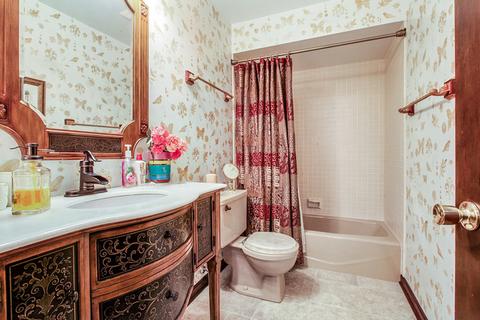 1058 E Gartner Rd, Naperville, IL 60540 photo 14