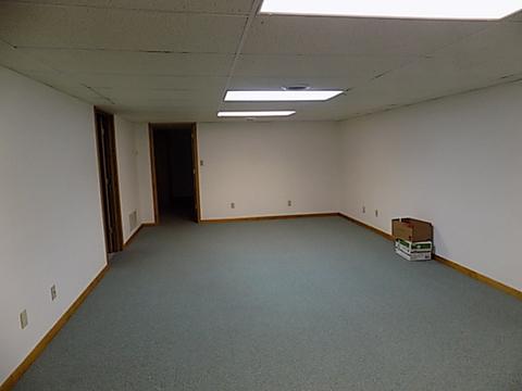 717 E Glover St, Ottawa, IL 61350 photo 12