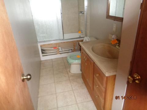 411 W Main St, Capron, IL 61012 photo 16