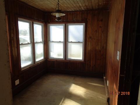 411 W Main St, Capron, IL 61012 photo 10