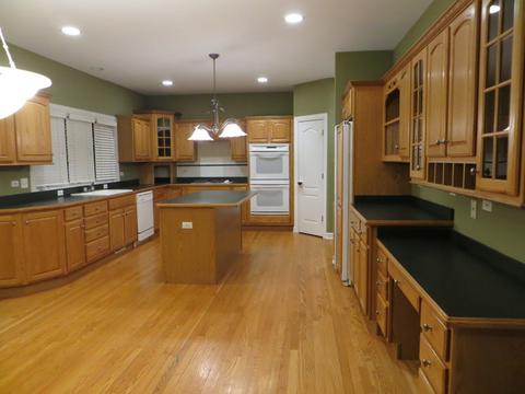 2403 Moore Ct, Naperville, IL 60564 photo 7