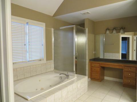 2403 Moore Ct, Naperville, IL 60564 photo 9
