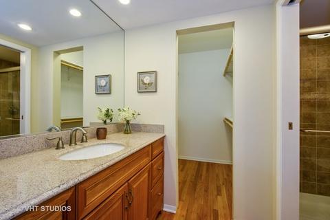 2 Barrow On Duxbury, Rolling Meadows, IL 60008 photo 16