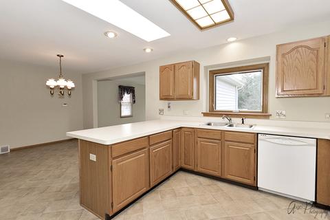 3513 Biscayne Rd, Mchenry, IL 60050 photo 7