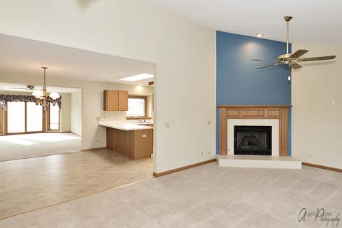 3513 Biscayne Rd, Mchenry, IL 60050 photo 3