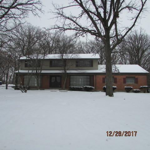 25 Strauss Ln, Olympia Fields, IL 60461 photo 1