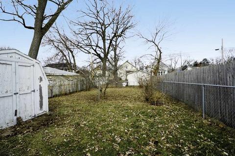 112 Warren Ave, Aurora, IL 60505 photo 12