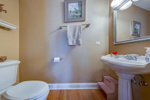 117 W Division St, Itasca, IL 60143 photo 18