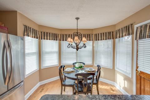 117 W Division St, Itasca, IL 60143 photo 12
