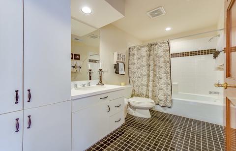 117 W Division St, Itasca, IL 60143 photo 17
