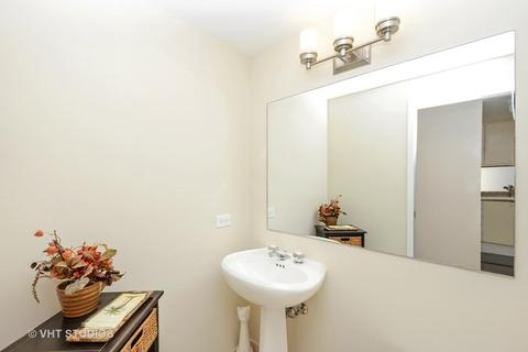 100 E Huron St #1901, Chicago, IL 60611 photo 10