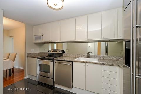100 E Huron St #1901, Chicago, IL 60611 photo 4