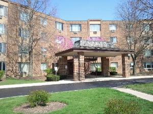 1500 Robin Cir #219, Hoffman Estates, IL 60169 photo 1