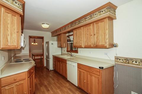 1012 Leahy Cir E, Des Plaines, IL 60016 photo 8