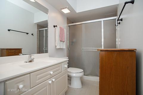 650 S River Rd #511, Des Plaines, IL 60016 photo 8