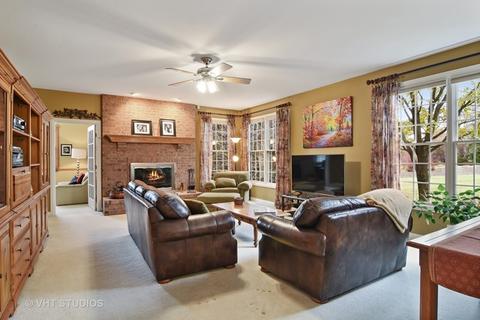 219 Fox St, Cary, IL 60013 photo 6