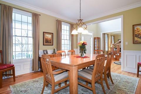 219 Fox St, Cary, IL 60013 photo 5