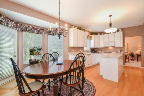 424 Pinehurst Ct, Gurnee, IL 60031 photo 13
