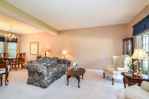 424 Pinehurst Ct, Gurnee, IL 60031 photo 7