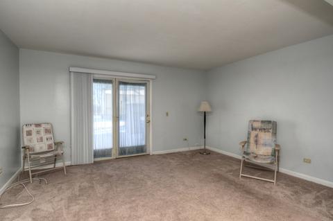 137 S Hale Ave, Bartlett, IL 60103 photo 4