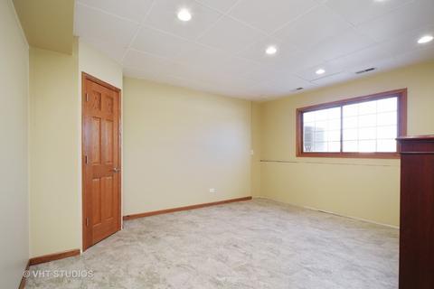 5404 Cobblers Xing, Mchenry, IL 60050 photo 9