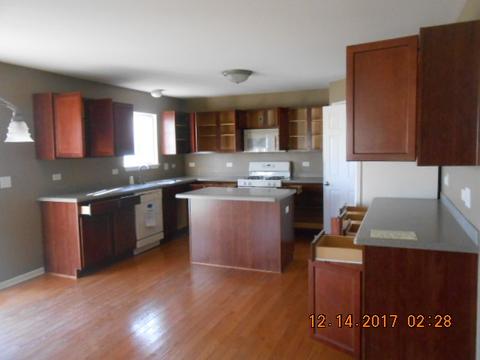1192 Devon Dr, Antioch, IL 60002 photo 2