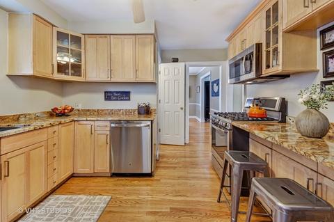 429 Shenstone Rd, Riverside, IL 60546 photo 3