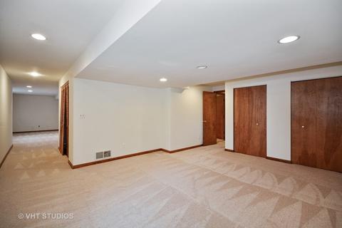 703 Lancaster Ln, Geneva, IL 60134 photo 13
