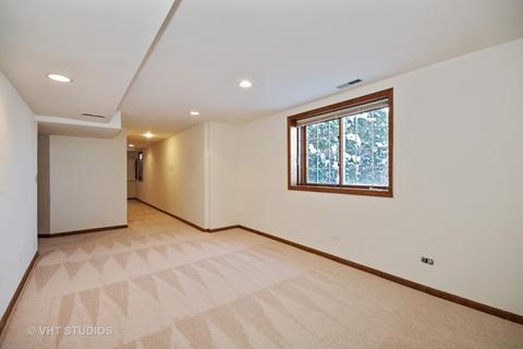 703 Lancaster Ln, Geneva, IL 60134 photo 14