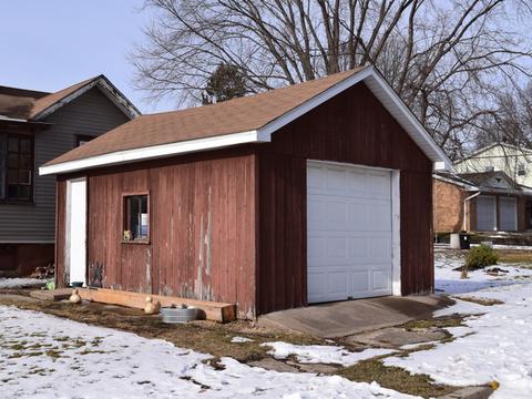 300 W 3rd St, Spring Valley, IL 61362 photo 17
