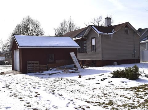 300 W 3rd St, Spring Valley, IL 61362 photo 16