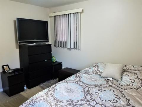 868 S 3rd Ave, Des Plaines, IL 60016 photo 9