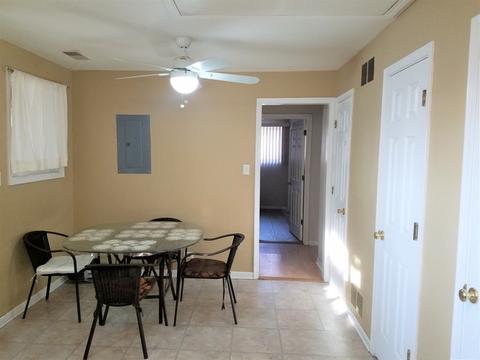 868 S 3rd Ave, Des Plaines, IL 60016 photo 7