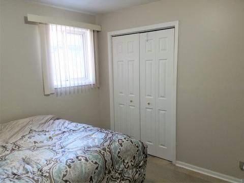 868 S 3rd Ave, Des Plaines, IL 60016 photo 10