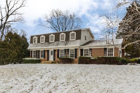 2 S341 Seneca Dr, Wheaton, IL 60189 photo 1