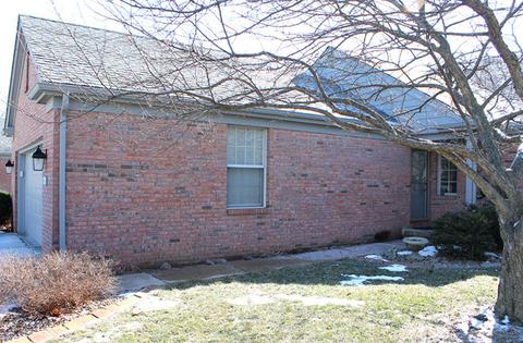 1604 Lakeside Dr #A, Champaign, IL 61821 photo 3