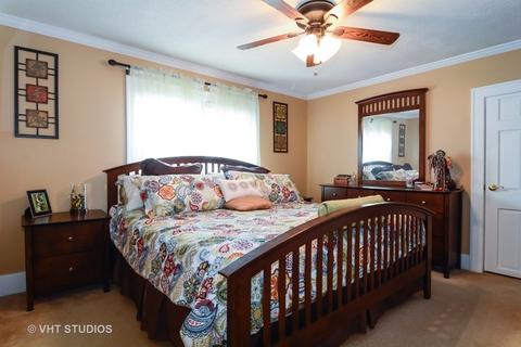 460 Park St, Elgin, IL 60120 photo 9