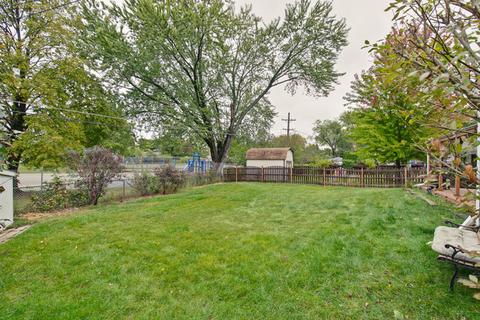 349 Bangs St, Wauconda, IL 60084 photo 17