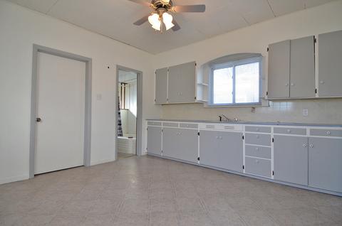 1229 E Main St, Streator, IL 61364 photo 6