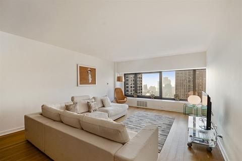175 E Delaware Pl #4623, Chicago, IL 60611 photo 2