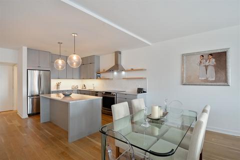 175 E Delaware Pl #4623, Chicago, IL 60611 photo 7