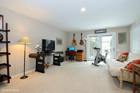 1889 Maple Ave #E9, Evanston, IL 60201 photo 14