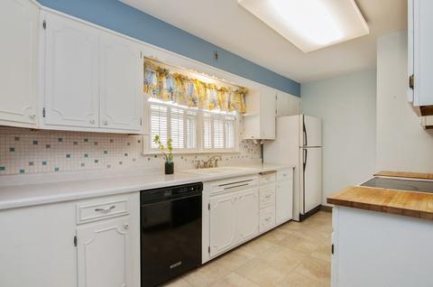 240 Heine Ave, Elgin, IL 60123 photo 3